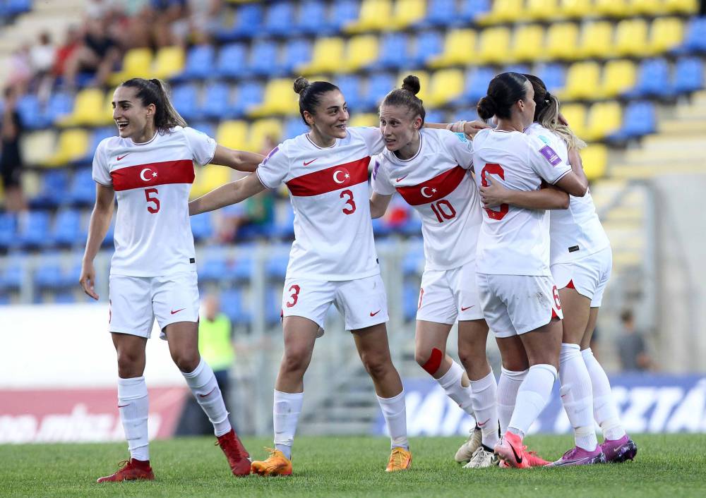 A Milli Kadın Futbol Takımı'nın Uluslar Ligi'ndeki rakipleri belli oluyor