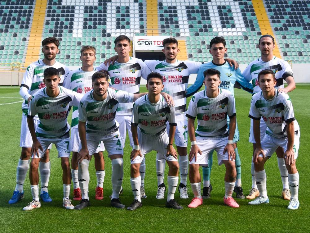 Akhisarspor maçlara çıkmama kararı aldı