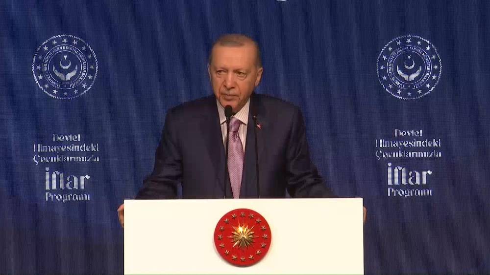 İstanbul -Cumhurbaşkanı Erdoğan:  Türkiye Yüzyılı siz çocuklarımızın yüzyılı olacak