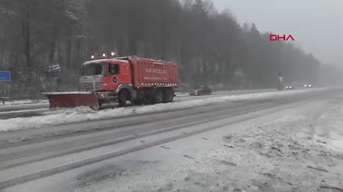 BOLU Dağı geçişinde kar yağışı başladı