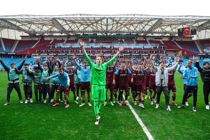 Ertuğrul Doğan Trabzonspor U19'un tarihi başarısını değerlendirdi