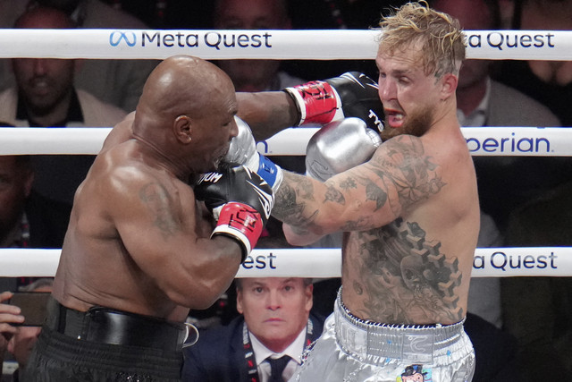 Jake Paul, Mike Tyson'ı 78-74 puanla yendi