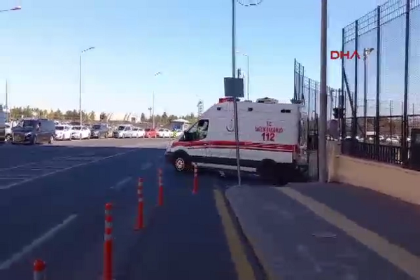 Narin'in babası Arif Güran Ambulans ile hastaneye götürüldü