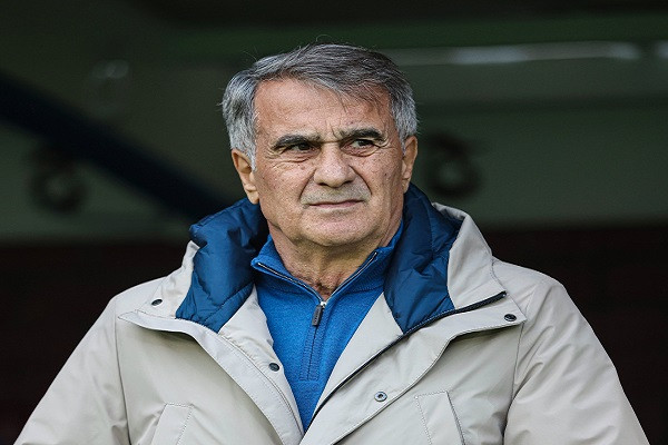 Şenol GÜNEŞ maç sonu Eren Elmalı transfer söylentilerine cevap verdi