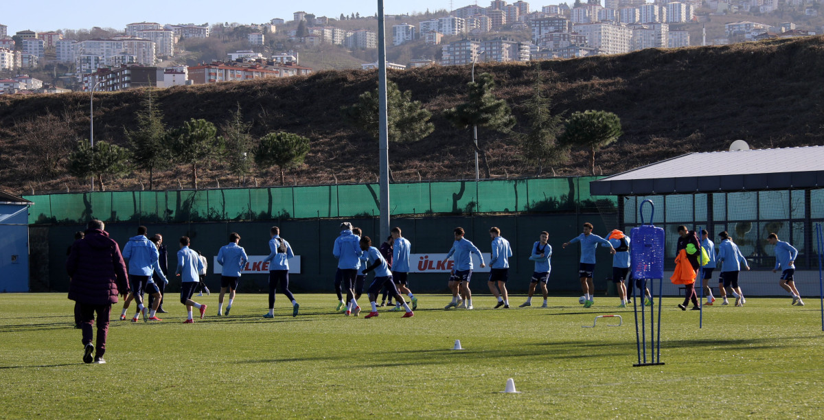 Trabzonspor, Kayserispor maçı hazırlıklarını 5 eksikle sürdürdü