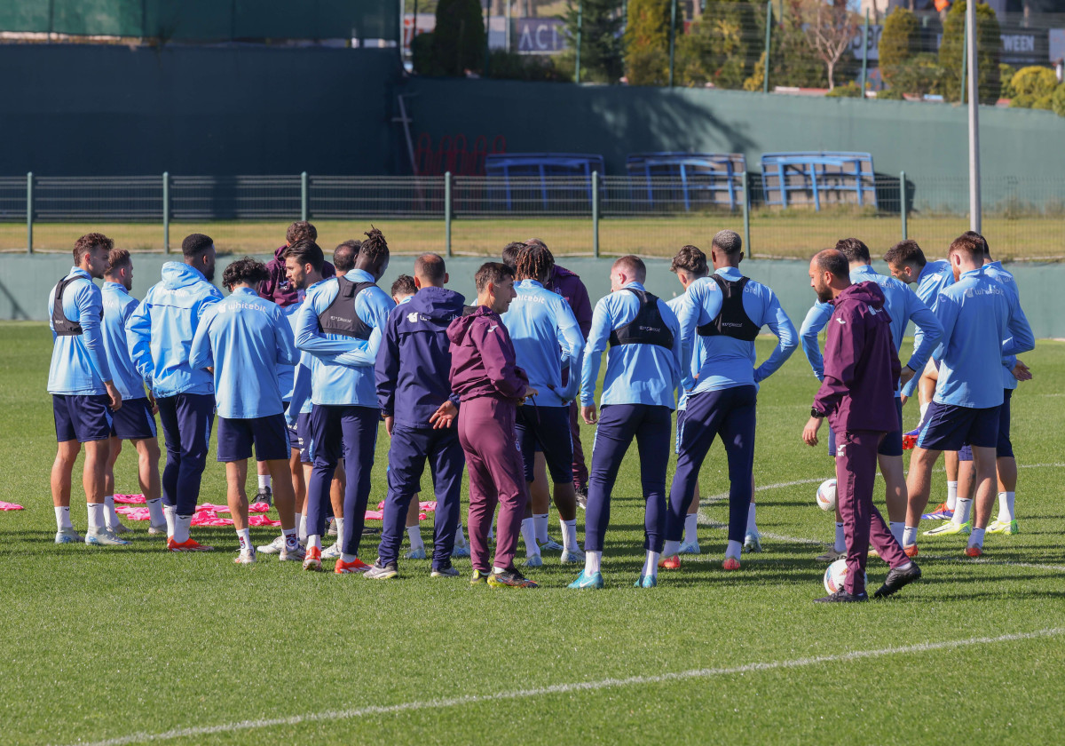 Trabzonspor, Rizespor maçı hazırlıklarına taktik çalışarak devam etti