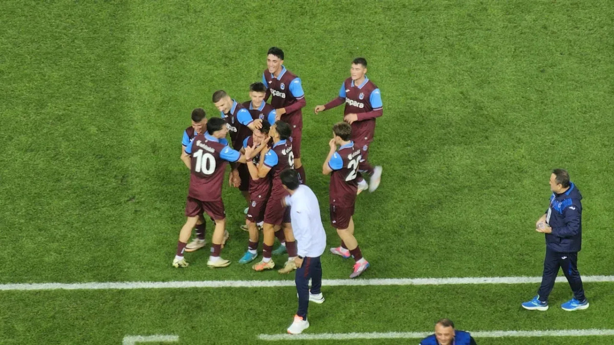 UEFA Gençler Liginde  Trabzonspor - Buducnost Podgorica'yı 3-1 yendi